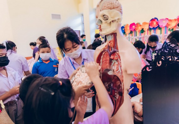 ภาพกิจกรรม  คณะวิทยาศาสตร์และเทคโนโลยีมหาวิทยาลัยราชภัฏกำแพงเพชร จัดงานสัปดาห์วิทยาศาสตร์แห่งชาติ ส่วนภูมิภาค ประจำปี 2565