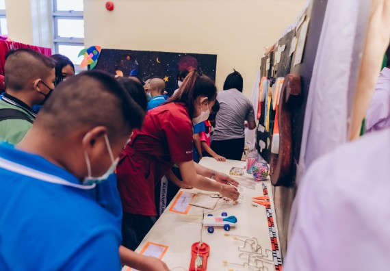 ภาพกิจกรรม  คณะวิทยาศาสตร์และเทคโนโลยีมหาวิทยาลัยราชภัฏกำแพงเพชร จัดงานสัปดาห์วิทยาศาสตร์แห่งชาติ ส่วนภูมิภาค ประจำปี 2565