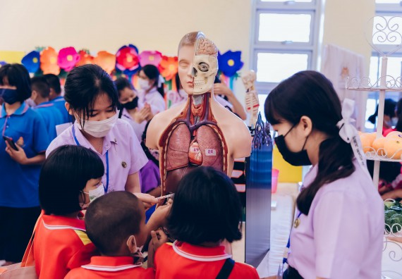 ภาพกิจกรรม  คณะวิทยาศาสตร์และเทคโนโลยีมหาวิทยาลัยราชภัฏกำแพงเพชร จัดงานสัปดาห์วิทยาศาสตร์แห่งชาติ ส่วนภูมิภาค ประจำปี 2565