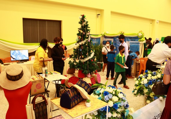 ภาพกิจกรรม  คณะวิทยาศาสตร์และเทคโนโลยีมหาวิทยาลัยราชภัฏกำแพงเพชร จัดงานสัปดาห์วิทยาศาสตร์แห่งชาติ ส่วนภูมิภาค ประจำปี 2565