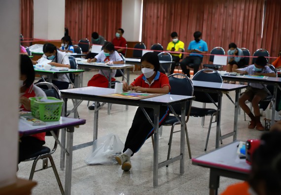 ภาพกิจกรรม  คณะวิทยาศาสตร์และเทคโนโลยีมหาวิทยาลัยราชภัฏกำแพงเพชร จัดงานสัปดาห์วิทยาศาสตร์แห่งชาติ ส่วนภูมิภาค ประจำปี 2565