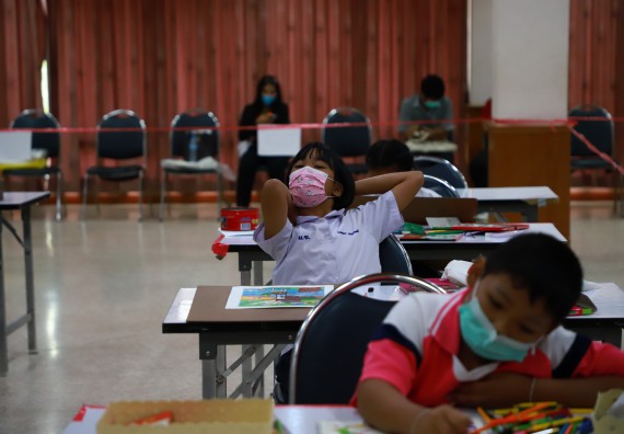 ภาพกิจกรรม  คณะวิทยาศาสตร์และเทคโนโลยีมหาวิทยาลัยราชภัฏกำแพงเพชร จัดงานสัปดาห์วิทยาศาสตร์แห่งชาติ ส่วนภูมิภาค ประจำปี 2565