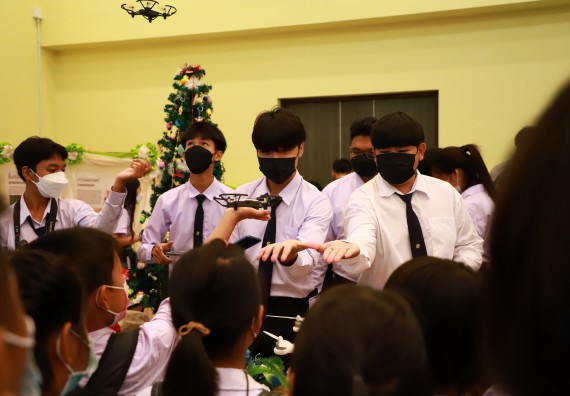 ภาพกิจกรรม  คณะวิทยาศาสตร์และเทคโนโลยีมหาวิทยาลัยราชภัฏกำแพงเพชร จัดงานสัปดาห์วิทยาศาสตร์แห่งชาติ ส่วนภูมิภาค ประจำปี 2565