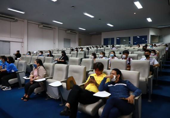 ภาพกิจกรรม  คณะวิทยาศาสตร์และเทคโนโลยีมหาวิทยาลัยราชภัฏกำแพงเพชร จัดงานสัปดาห์วิทยาศาสตร์แห่งชาติ ส่วนภูมิภาค ประจำปี 2565