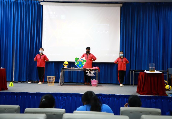 ภาพกิจกรรม  คณะวิทยาศาสตร์และเทคโนโลยีมหาวิทยาลัยราชภัฏกำแพงเพชร จัดงานสัปดาห์วิทยาศาสตร์แห่งชาติ ส่วนภูมิภาค ประจำปี 2565