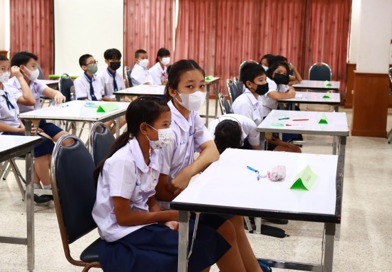 ภาพกิจกรรม  คณะวิทยาศาสตร์และเทคโนโลยีมหาวิทยาลัยราชภัฏกำแพงเพชร จัดงานสัปดาห์วิทยาศาสตร์แห่งชาติ ส่วนภูมิภาค ประจำปี 2565