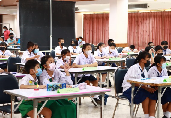 ภาพกิจกรรม  คณะวิทยาศาสตร์และเทคโนโลยีมหาวิทยาลัยราชภัฏกำแพงเพชร จัดงานสัปดาห์วิทยาศาสตร์แห่งชาติ ส่วนภูมิภาค ประจำปี 2565