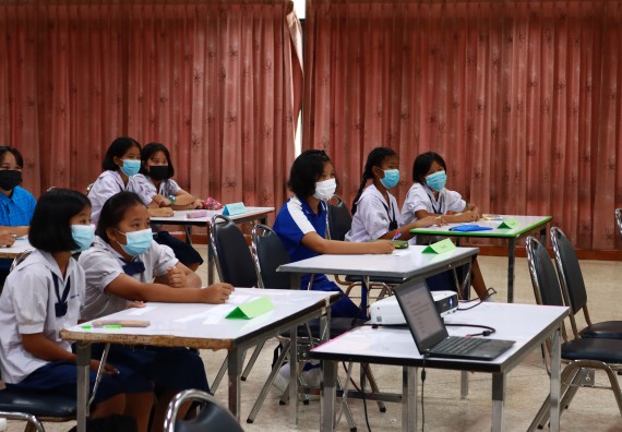 ภาพกิจกรรม  คณะวิทยาศาสตร์และเทคโนโลยีมหาวิทยาลัยราชภัฏกำแพงเพชร จัดงานสัปดาห์วิทยาศาสตร์แห่งชาติ ส่วนภูมิภาค ประจำปี 2565