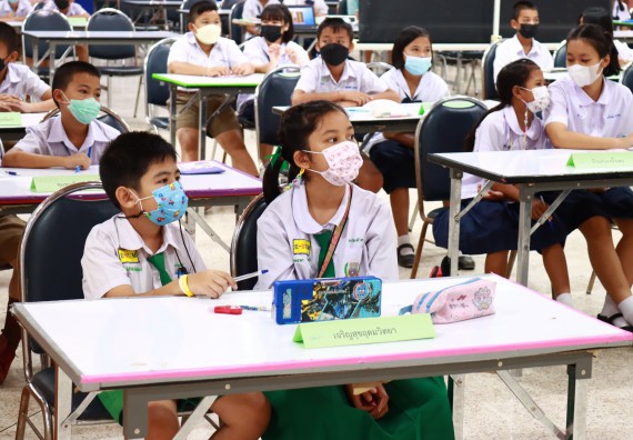 ภาพกิจกรรม  คณะวิทยาศาสตร์และเทคโนโลยีมหาวิทยาลัยราชภัฏกำแพงเพชร จัดงานสัปดาห์วิทยาศาสตร์แห่งชาติ ส่วนภูมิภาค ประจำปี 2565