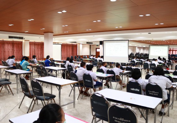 ภาพกิจกรรม  คณะวิทยาศาสตร์และเทคโนโลยีมหาวิทยาลัยราชภัฏกำแพงเพชร จัดงานสัปดาห์วิทยาศาสตร์แห่งชาติ ส่วนภูมิภาค ประจำปี 2565