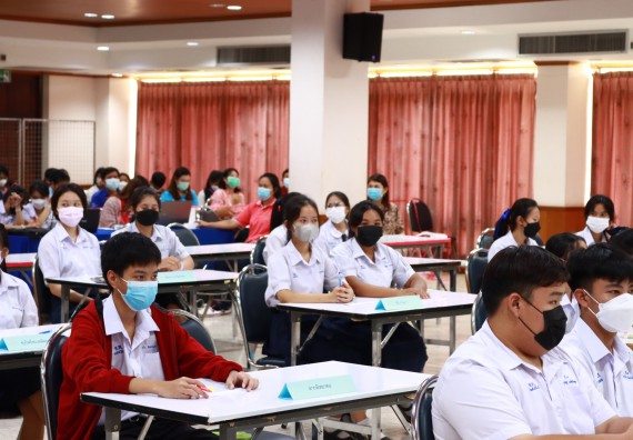 ภาพกิจกรรม  คณะวิทยาศาสตร์และเทคโนโลยีมหาวิทยาลัยราชภัฏกำแพงเพชร จัดงานสัปดาห์วิทยาศาสตร์แห่งชาติ ส่วนภูมิภาค ประจำปี 2565