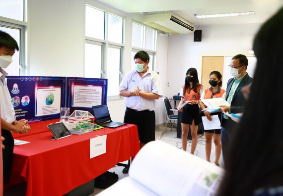 ภาพกิจกรรม  คณะวิทยาศาสตร์และเทคโนโลยีมหาวิทยาลัยราชภัฏกำแพงเพชร จัดงานสัปดาห์วิทยาศาสตร์แห่งชาติ ส่วนภูมิภาค ประจำปี 2565