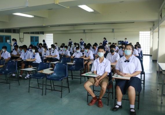 ภาพกิจกรรม  คณะวิทยาศาสตร์และเทคโนโลยีมหาวิทยาลัยราชภัฏกำแพงเพชร จัดงานสัปดาห์วิทยาศาสตร์แห่งชาติ ส่วนภูมิภาค ประจำปี 2565