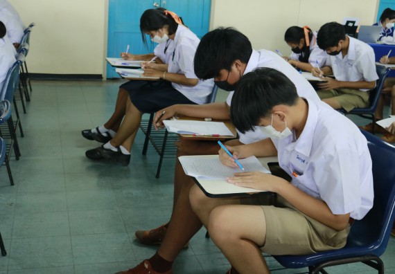 ภาพกิจกรรม  คณะวิทยาศาสตร์และเทคโนโลยีมหาวิทยาลัยราชภัฏกำแพงเพชร จัดงานสัปดาห์วิทยาศาสตร์แห่งชาติ ส่วนภูมิภาค ประจำปี 2565