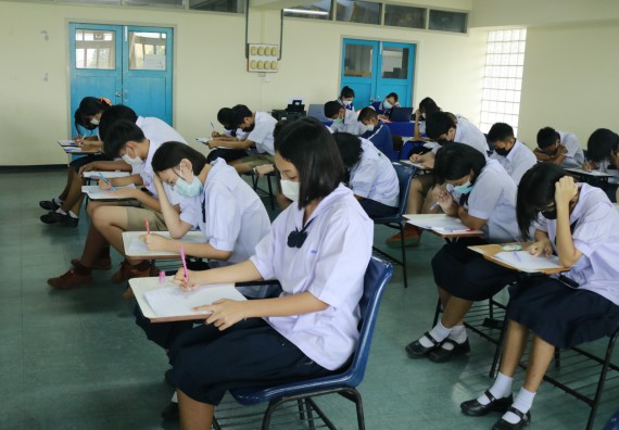 ภาพกิจกรรม  คณะวิทยาศาสตร์และเทคโนโลยีมหาวิทยาลัยราชภัฏกำแพงเพชร จัดงานสัปดาห์วิทยาศาสตร์แห่งชาติ ส่วนภูมิภาค ประจำปี 2565