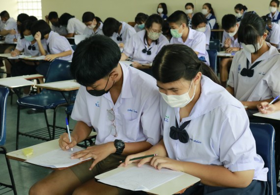 ภาพกิจกรรม  คณะวิทยาศาสตร์และเทคโนโลยีมหาวิทยาลัยราชภัฏกำแพงเพชร จัดงานสัปดาห์วิทยาศาสตร์แห่งชาติ ส่วนภูมิภาค ประจำปี 2565