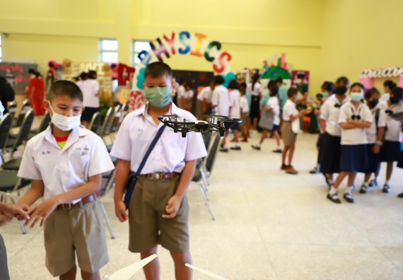 ภาพกิจกรรม  คณะวิทยาศาสตร์และเทคโนโลยีมหาวิทยาลัยราชภัฏกำแพงเพชร จัดงานสัปดาห์วิทยาศาสตร์แห่งชาติ ส่วนภูมิภาค ประจำปี 2565