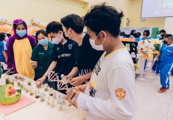 ภาพกิจกรรม  คณะวิทยาศาสตร์และเทคโนโลยีมหาวิทยาลัยราชภัฏกำแพงเพชร จัดงานสัปดาห์วิทยาศาสตร์แห่งชาติ ส่วนภูมิภาค ประจำปี 2565