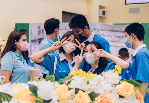 ภาพกิจกรรม  คณะวิทยาศาสตร์และเทคโนโลยีมหาวิทยาลัยราชภัฏกำแพงเพชร จัดงานสัปดาห์วิทยาศาสตร์แห่งชาติ ส่วนภูมิภาค ประจำปี 2565