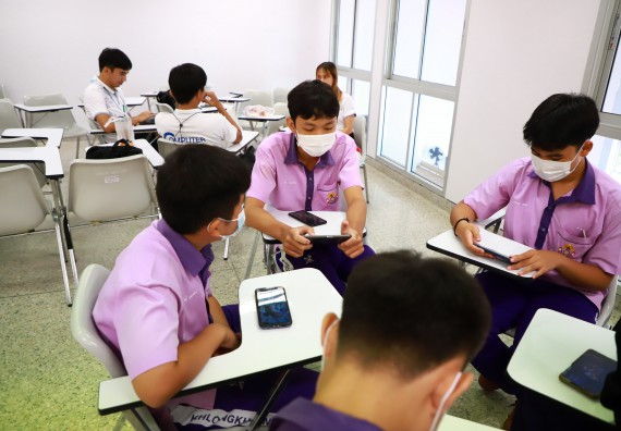 ภาพกิจกรรม  คณะวิทยาศาสตร์และเทคโนโลยีมหาวิทยาลัยราชภัฏกำแพงเพชร จัดงานสัปดาห์วิทยาศาสตร์แห่งชาติ ส่วนภูมิภาค ประจำปี 2565