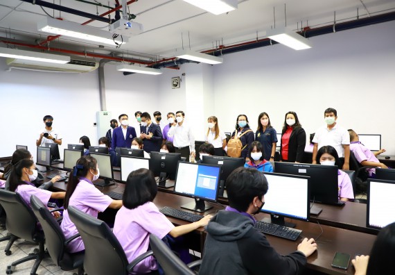 ภาพกิจกรรม โครงการพัฒนานักเรียนห้องเรียนพิเศษ E-SMART โรงเรียนคลองขลุงราษฎร์รังสรรค์  วันที่ 3 กันยายน 2565