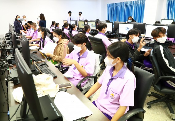 ภาพกิจกรรม โครงการพัฒนานักเรียนห้องเรียนพิเศษ E-SMART โรงเรียนคลองขลุงราษฎร์รังสรรค์  วันที่ 3 กันยายน 2565