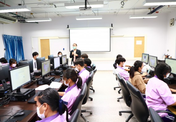 ภาพกิจกรรม โครงการพัฒนานักเรียนห้องเรียนพิเศษ E-SMART โรงเรียนคลองขลุงราษฎร์รังสรรค์  วันที่ 3 กันยายน 2565