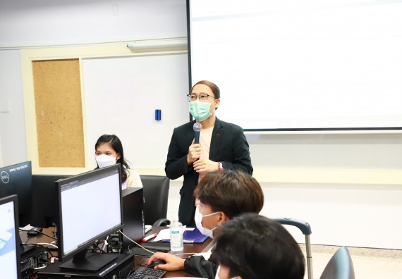 ภาพกิจกรรม โครงการพัฒนานักเรียนห้องเรียนพิเศษ E-SMART โรงเรียนคลองขลุงราษฎร์รังสรรค์  วันที่ 3 กันยายน 2565