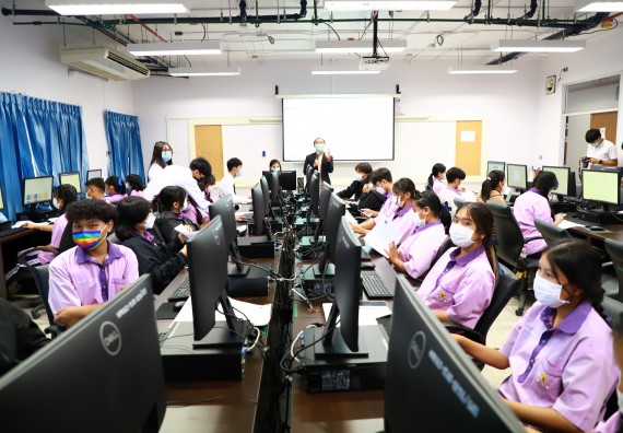 ภาพกิจกรรม โครงการพัฒนานักเรียนห้องเรียนพิเศษ E-SMART โรงเรียนคลองขลุงราษฎร์รังสรรค์  วันที่ 3 กันยายน 2565