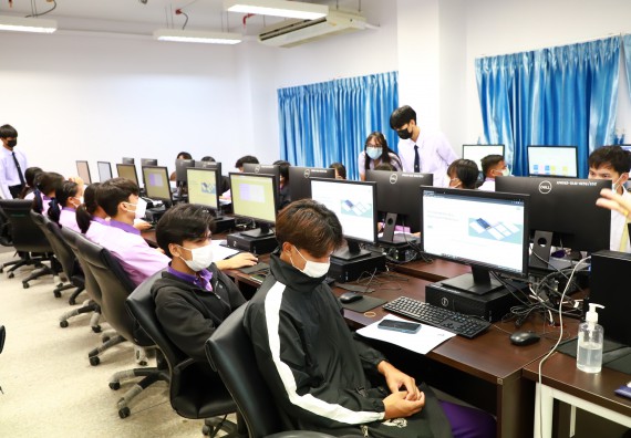 ภาพกิจกรรม โครงการพัฒนานักเรียนห้องเรียนพิเศษ E-SMART โรงเรียนคลองขลุงราษฎร์รังสรรค์  วันที่ 3 กันยายน 2565