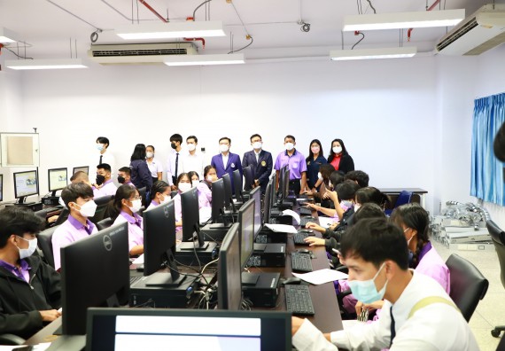 ภาพกิจกรรม โครงการพัฒนานักเรียนห้องเรียนพิเศษ E-SMART โรงเรียนคลองขลุงราษฎร์รังสรรค์  วันที่ 3 กันยายน 2565