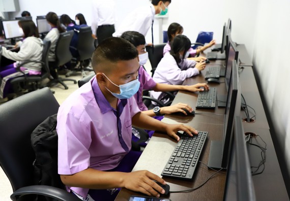 ภาพกิจกรรม โครงการพัฒนานักเรียนห้องเรียนพิเศษ E-SMART โรงเรียนคลองขลุงราษฎร์รังสรรค์  วันที่ 3 กันยายน 2565