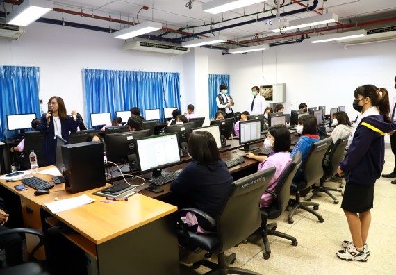 ภาพกิจกรรม โครงการพัฒนานักเรียนห้องเรียนพิเศษ E-SMART โรงเรียนคลองขลุงราษฎร์รังสรรค์  วันที่ 3 กันยายน 2565