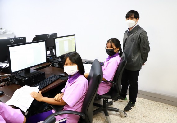 ภาพกิจกรรม โครงการพัฒนานักเรียนห้องเรียนพิเศษ E-SMART โรงเรียนคลองขลุงราษฎร์รังสรรค์  วันที่ 3 กันยายน 2565