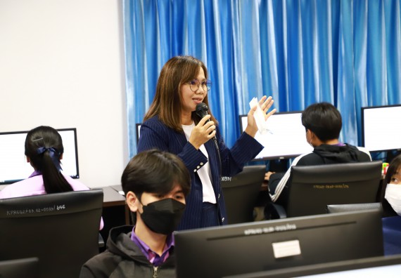 ภาพกิจกรรม โครงการพัฒนานักเรียนห้องเรียนพิเศษ E-SMART โรงเรียนคลองขลุงราษฎร์รังสรรค์  วันที่ 3 กันยายน 2565