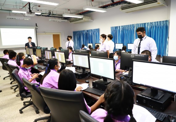 ภาพกิจกรรม โครงการพัฒนานักเรียนห้องเรียนพิเศษ E-SMART โรงเรียนคลองขลุงราษฎร์รังสรรค์  วันที่ 3 กันยายน 2565