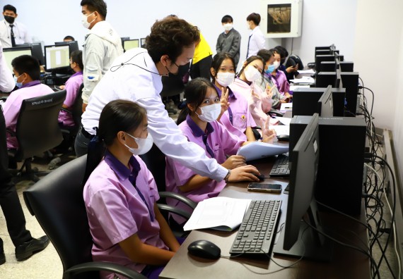 ภาพกิจกรรม โครงการพัฒนานักเรียนห้องเรียนพิเศษ E-SMART โรงเรียนคลองขลุงราษฎร์รังสรรค์  วันที่ 3 กันยายน 2565