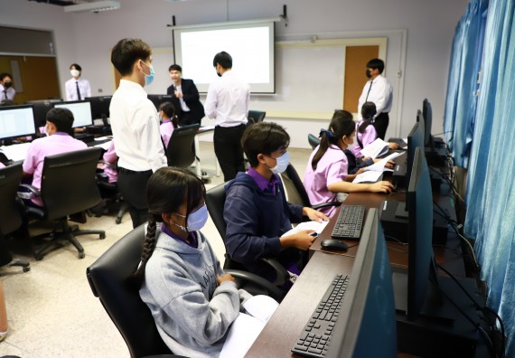 ภาพกิจกรรม โครงการพัฒนานักเรียนห้องเรียนพิเศษ E-SMART โรงเรียนคลองขลุงราษฎร์รังสรรค์  วันที่ 3 กันยายน 2565