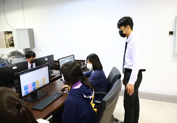 ภาพกิจกรรม โครงการพัฒนานักเรียนห้องเรียนพิเศษ E-SMART โรงเรียนคลองขลุงราษฎร์รังสรรค์  วันที่ 3 กันยายน 2565