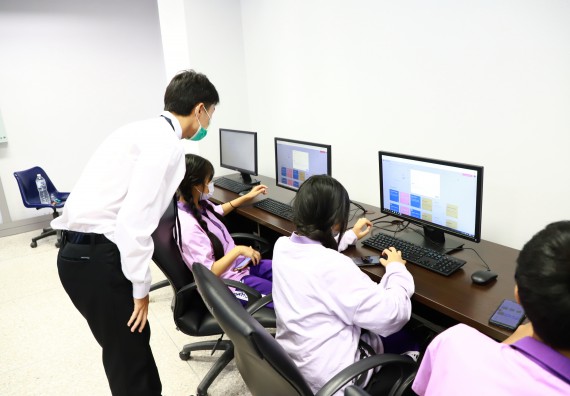 ภาพกิจกรรม โครงการพัฒนานักเรียนห้องเรียนพิเศษ E-SMART โรงเรียนคลองขลุงราษฎร์รังสรรค์  วันที่ 3 กันยายน 2565