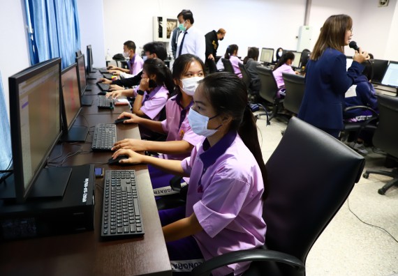 ภาพกิจกรรม โครงการพัฒนานักเรียนห้องเรียนพิเศษ E-SMART โรงเรียนคลองขลุงราษฎร์รังสรรค์  วันที่ 3 กันยายน 2565