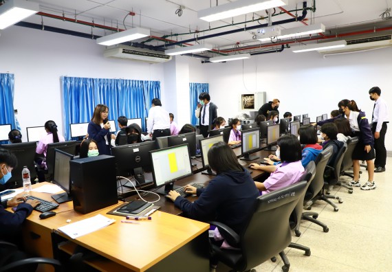 ภาพกิจกรรม โครงการพัฒนานักเรียนห้องเรียนพิเศษ E-SMART โรงเรียนคลองขลุงราษฎร์รังสรรค์  วันที่ 3 กันยายน 2565