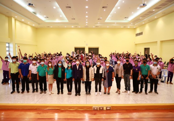 โครงการพัฒนานักเรียนห้องเรียนพิเศษ E-SMART โรงเรียนคลองขลุงราษฎร์รังสรรค์  วันที่ 4 กันยายน 2565 