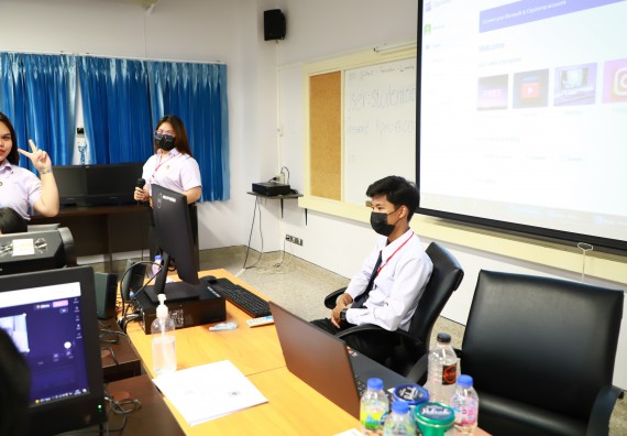 โครงการพัฒนานักเรียนห้องเรียนพิเศษ E-SMART โรงเรียนคลองขลุงราษฎร์รังสรรค์  วันที่ 4 กันยายน 2565 