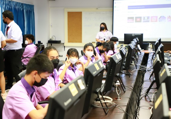 โครงการพัฒนานักเรียนห้องเรียนพิเศษ E-SMART โรงเรียนคลองขลุงราษฎร์รังสรรค์  วันที่ 4 กันยายน 2565 