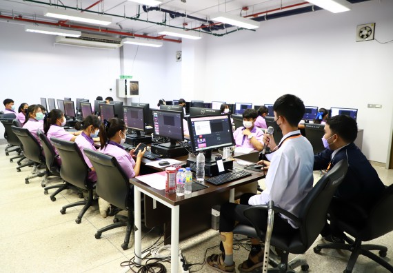 โครงการพัฒนานักเรียนห้องเรียนพิเศษ E-SMART โรงเรียนคลองขลุงราษฎร์รังสรรค์  วันที่ 4 กันยายน 2565 