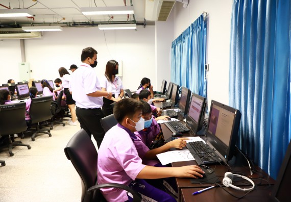โครงการพัฒนานักเรียนห้องเรียนพิเศษ E-SMART โรงเรียนคลองขลุงราษฎร์รังสรรค์  วันที่ 4 กันยายน 2565 