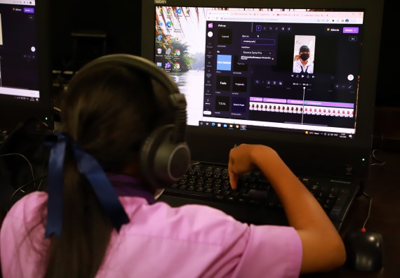 โครงการพัฒนานักเรียนห้องเรียนพิเศษ E-SMART โรงเรียนคลองขลุงราษฎร์รังสรรค์  วันที่ 4 กันยายน 2565 