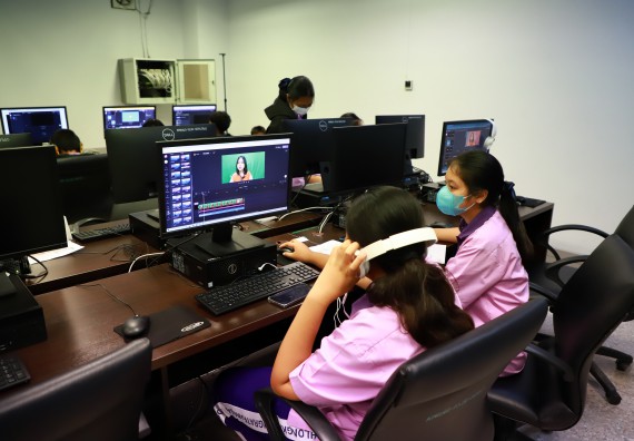 โครงการพัฒนานักเรียนห้องเรียนพิเศษ E-SMART โรงเรียนคลองขลุงราษฎร์รังสรรค์  วันที่ 4 กันยายน 2565 