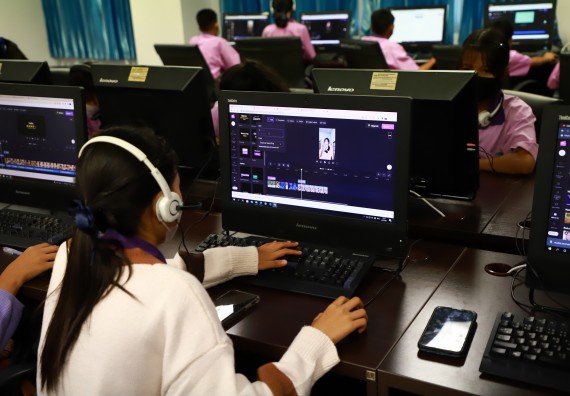 โครงการพัฒนานักเรียนห้องเรียนพิเศษ E-SMART โรงเรียนคลองขลุงราษฎร์รังสรรค์  วันที่ 4 กันยายน 2565 